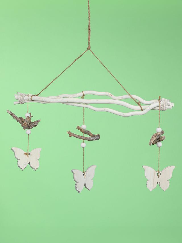Produktbild von Deko-Hängemobile mit Schmetterlingen zum Aufhängen, aus Holz, 2er-Set