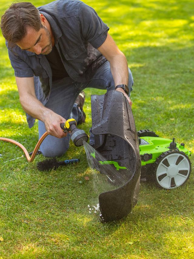 Produktbild von Rasenroboter "Mähroboter 7.0" für 750 m², Mähen & Düngen, 2-in-1, 24 V