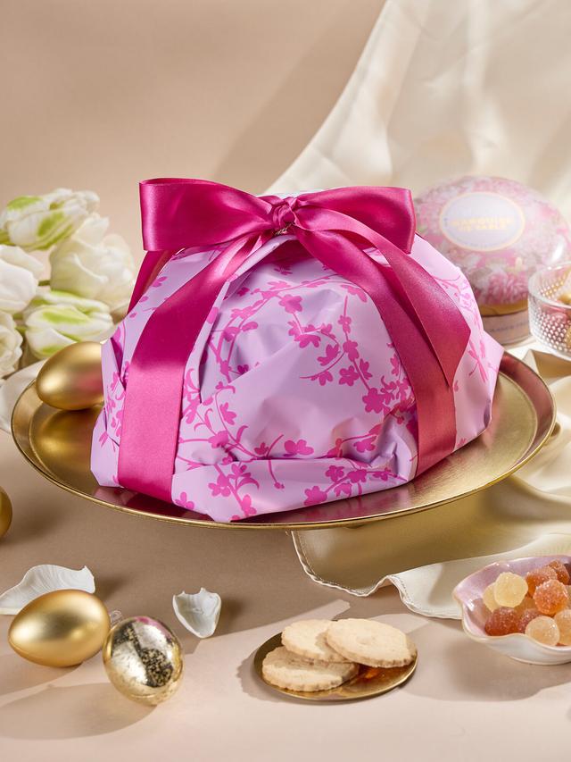 Produktbild von Strano e Nostrano Osterkuchen in Taubenform "COLOMBAÍ" nach traditioneller Art, Limoncello oder Zuppa Inglese, 750 g