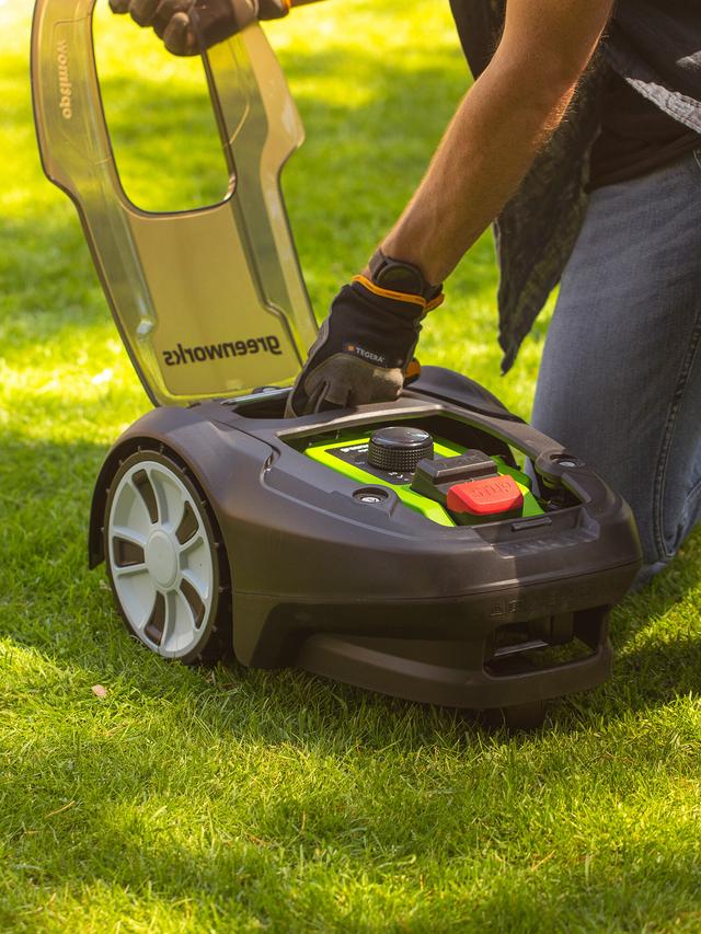 Produktbild von Rasenroboter "Mähroboter 7.0" für 750 m², Mähen & Düngen, 2-in-1, 24 V