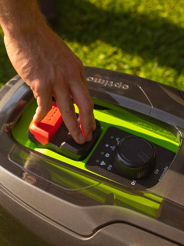 Produktbild von Rasenroboter "Mähroboter 7.0" für 750 m², Mähen & Düngen, 2-in-1, 24 V